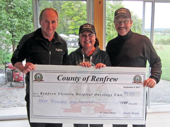 Warden’s Golf Tournament Raises $3700 For Renfrew Hospital