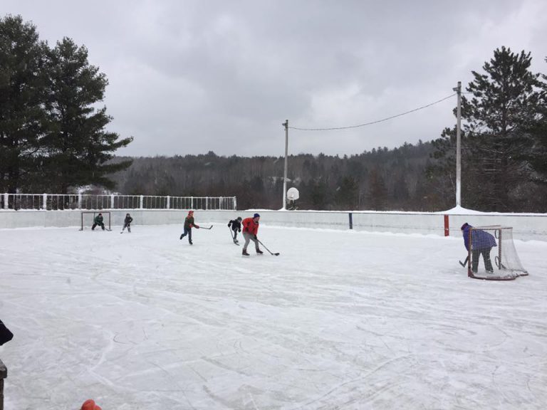 Outdoor rinks open in Madawaska Valley