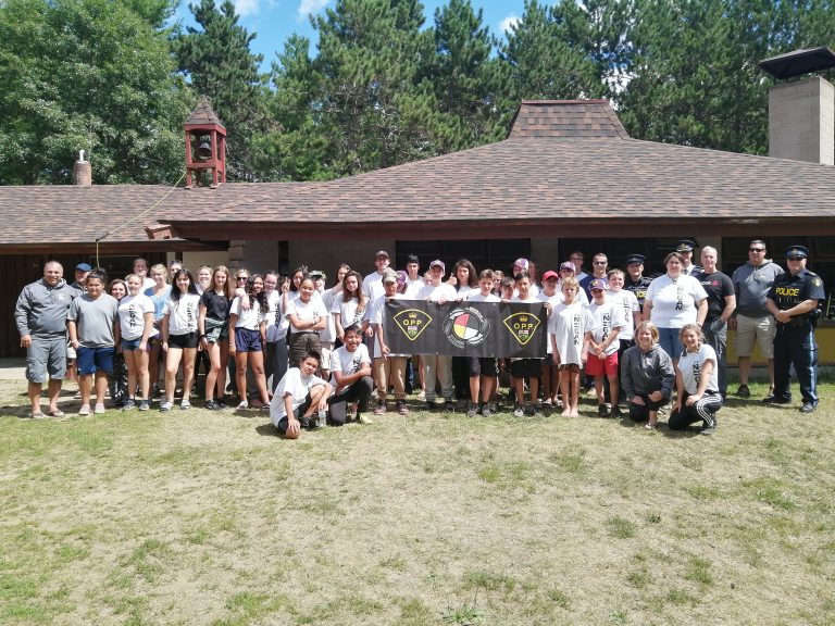 Niigan Mosewak Bringing Togeather OPP and Native Youth