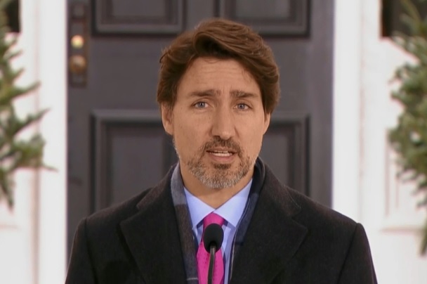 Trudeau reminds Canadians of loan programs and the need to stay home