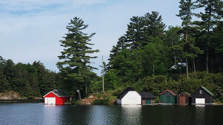 Boaters urged to be #WakeAware this long weekend