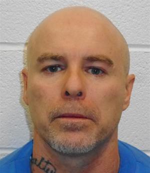 Wanted federal offender known to frequent Ottawa area