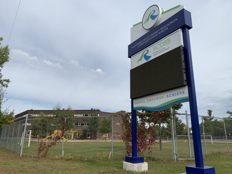 Free thrift shop coming to Madawaska Valley District School