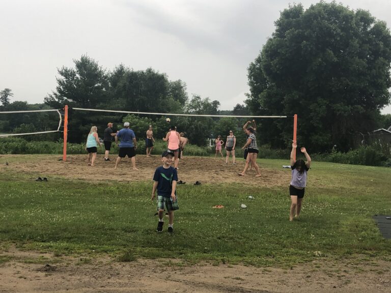 Beach Volleyball tourney serves Huntington’s Society  